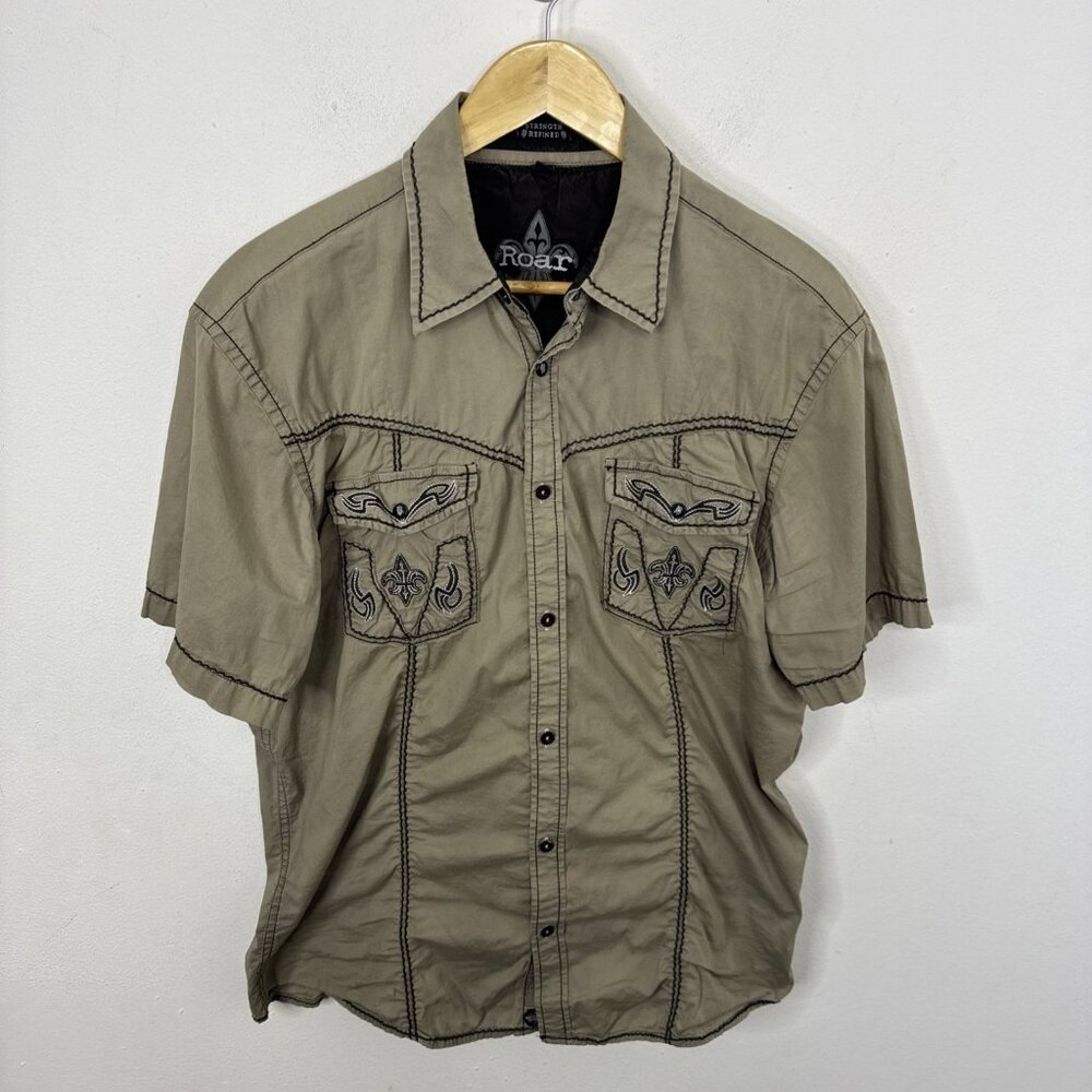 Roar Men L Embroidered Short Sleeve Short Green Gray Fleur De Lis